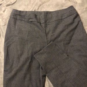 New without tags NY & Co pull on pant